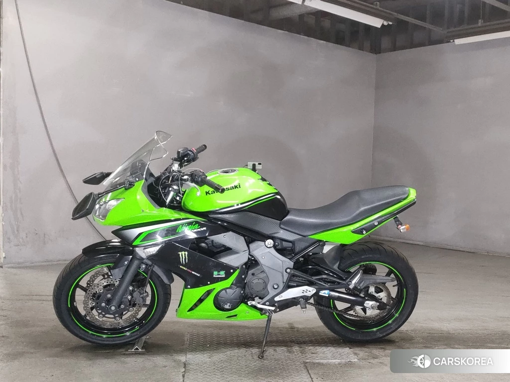 Проданный Kawasaki NINJA 400R 2012 из Японии, фото 2