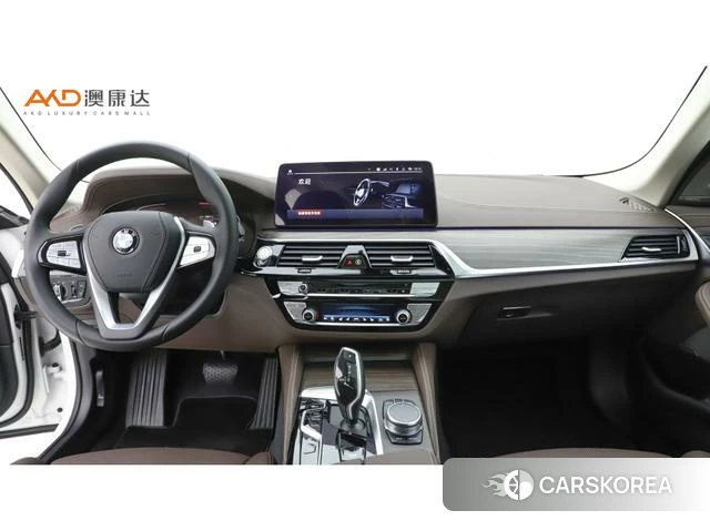 BMW 5 series 2021 Белый из Китая, фото 2