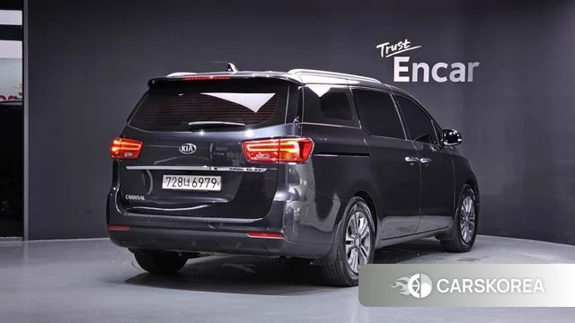 Kia The New Carnival id 4780698 из Кореи 12