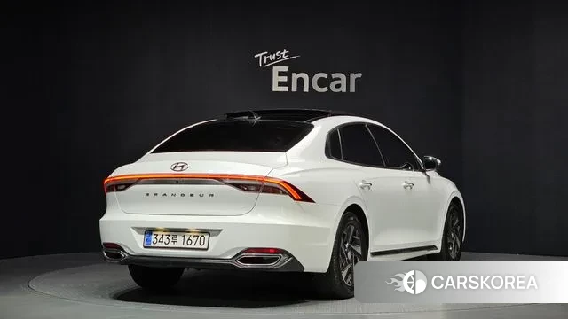 Hyundai The New Grandeur IG Hybrid id 3701967 из Кореи 12