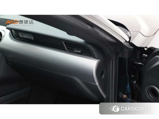 Ford Mustang 2022 Черный из Китая, фото 2