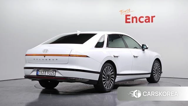 Hyundai Grandeur Hybrid (GN7) id 4315353 из Кореи 12