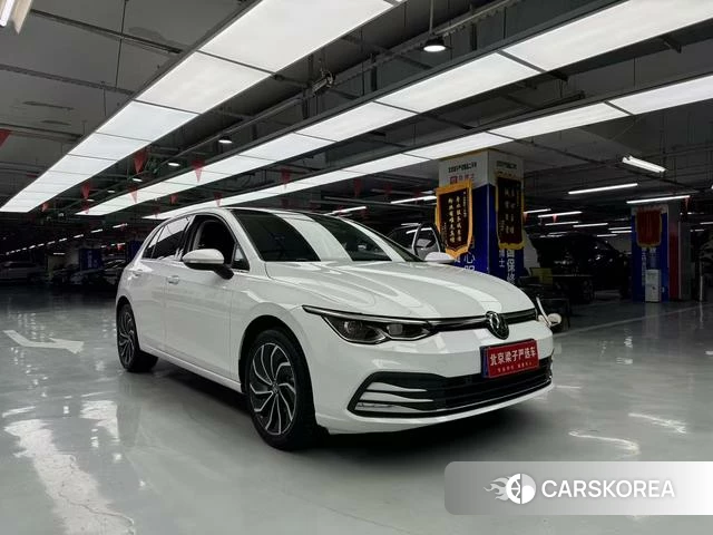 Volkswagen Golf 2021 Белый из Китая, фото 5