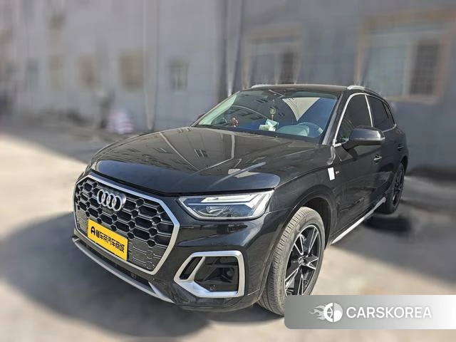 Audi Q5L 2022 Черный из Китая, фото 2