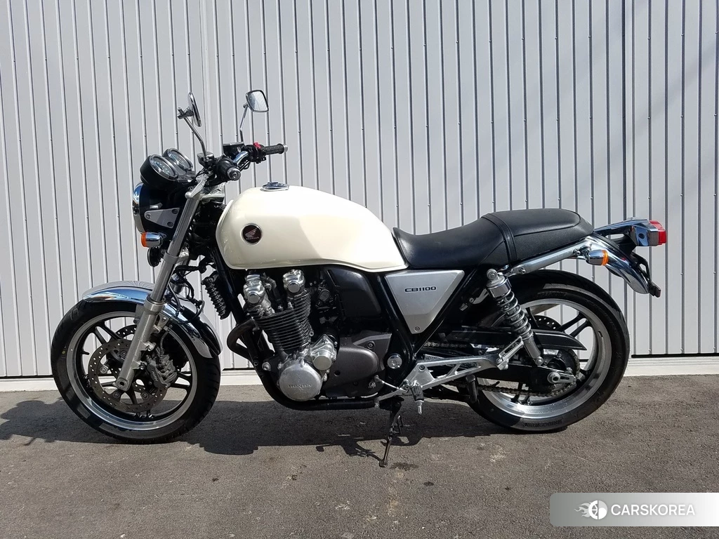 Проданный Honda CB1100 ABS 2011 из Японии, фото 2