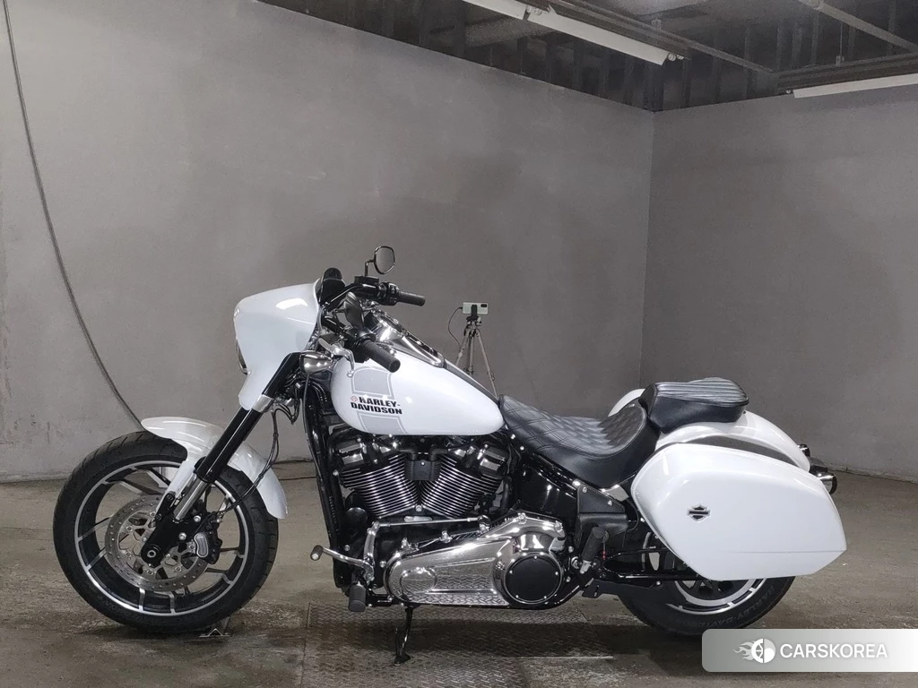 Проданный Harley-Davidson Softail Sport Glide FLSB1750 2021 из Японии, фото 2