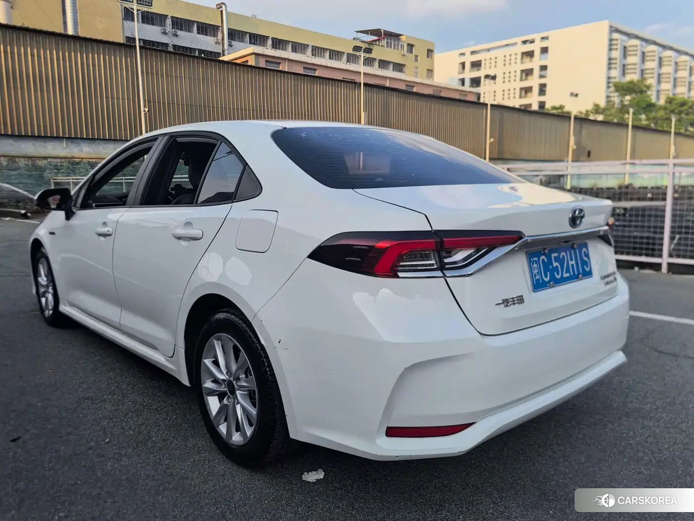 Toyota Corolla 2024 Белый из Китая, фото 2
