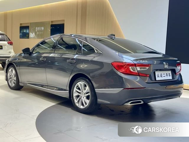 Honda Accord id 4263607 из Китая 12