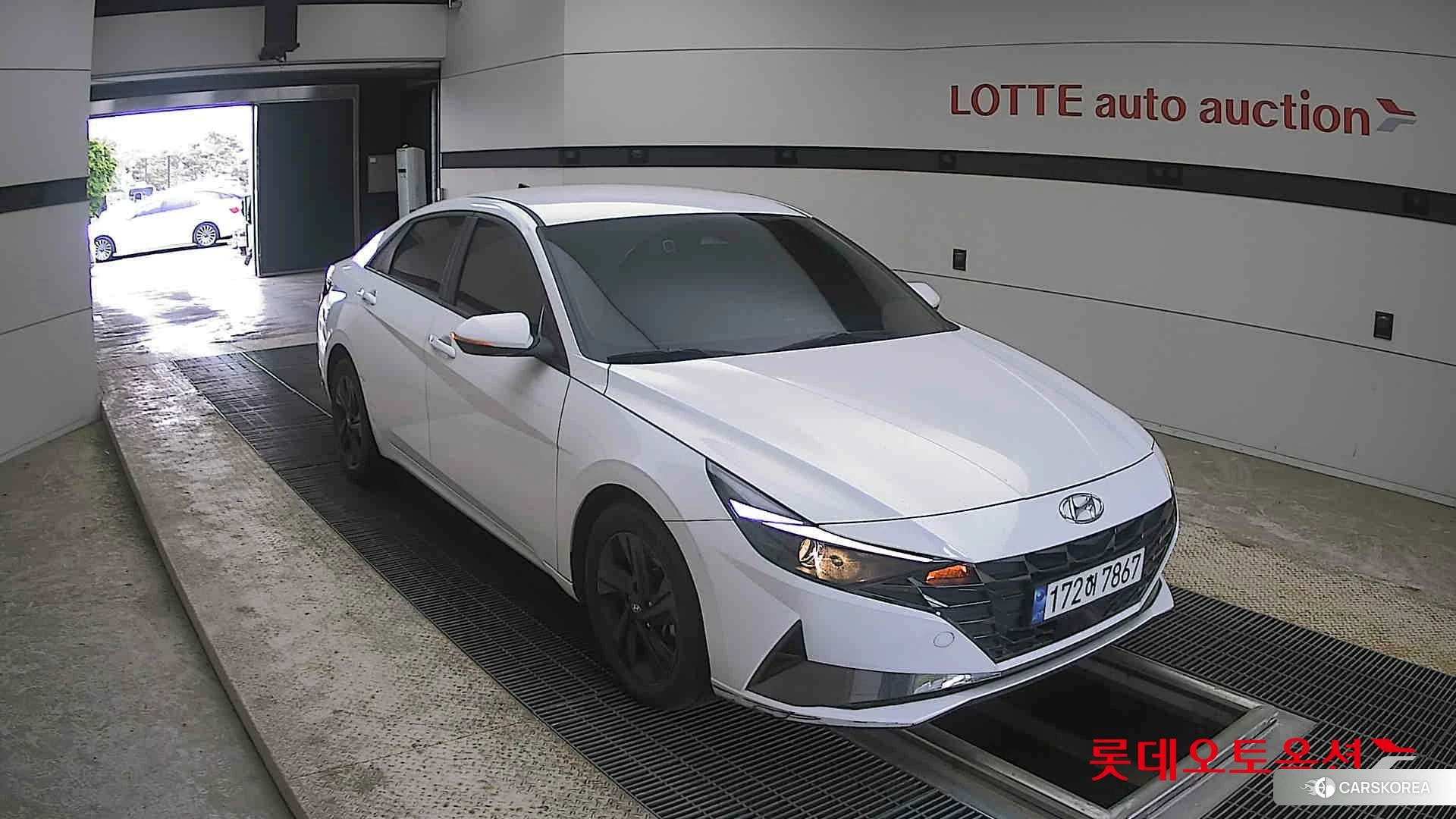 Hyundai Avante id 4289483 из Кореи 12