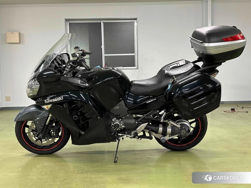 Проданный Kawasaki 1400GTR 2011 из Японии, фото 2