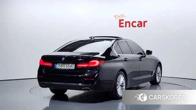 BMW 5 Series (G30) id 3373288 из Кореи 12