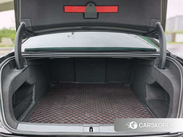 Volkswagen Huiang id 4254566 из Китая 11