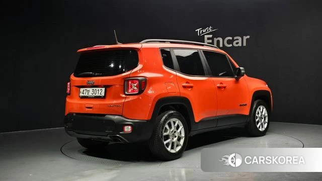 Jeep Renegade id 3924618 из Кореи 12