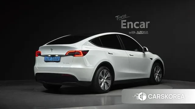 Tesla Model Y id 3546182 из Кореи 12