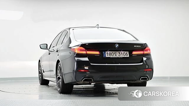 BMW 5 Series (G30) id 3935970 из Кореи 12