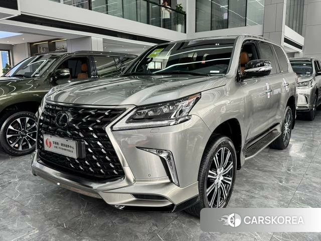Lexus LX 2024 Серебристо-серый из Китая, фото 5