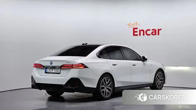 BMW 5 Series (G60) id 3512357 из Кореи 12