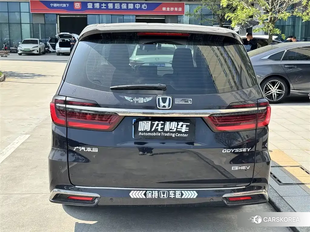 Honda Odyssey 2024 Черный из Китая, фото 2