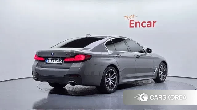 BMW 5 Series (G30) id 3479386 из Кореи 12