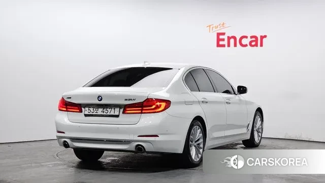 BMW 5 Series (G30) id 3641401 из Кореи 12