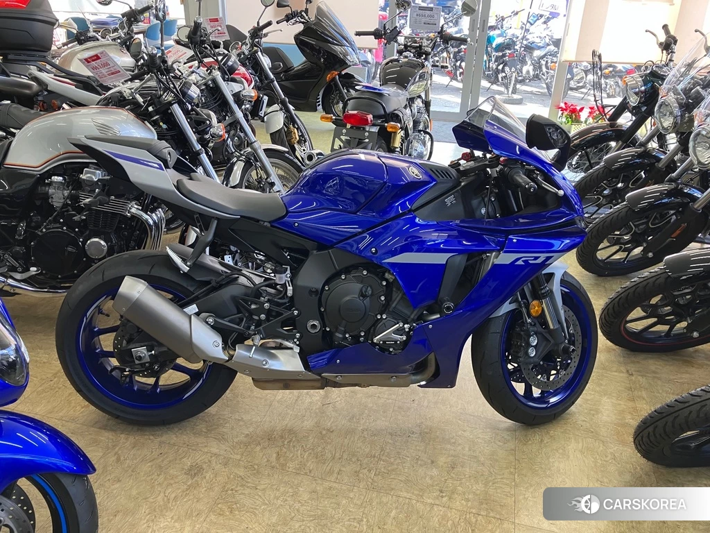 Проданный Yamaha YZF-R1 2021 из Японии