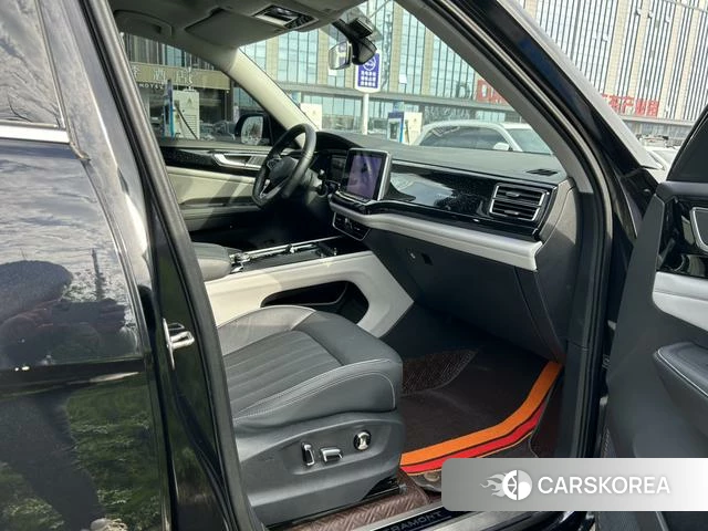 Volkswagen Tourang 2022 Черный из Китая, фото 4