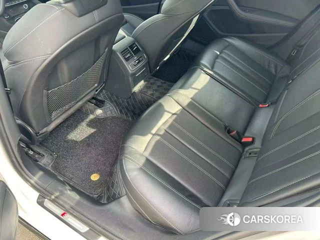 Audi A4L 2023 Белый из Китая, фото 5