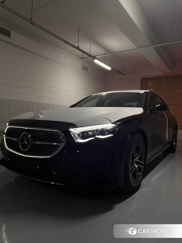 Mercedes-Benz E-Class W214 2026 Черный из Кореи, фото 2