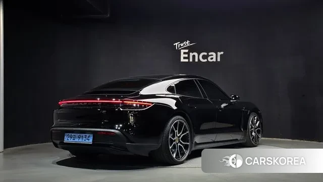 Porsche Taycan id 3452931 из Кореи 12