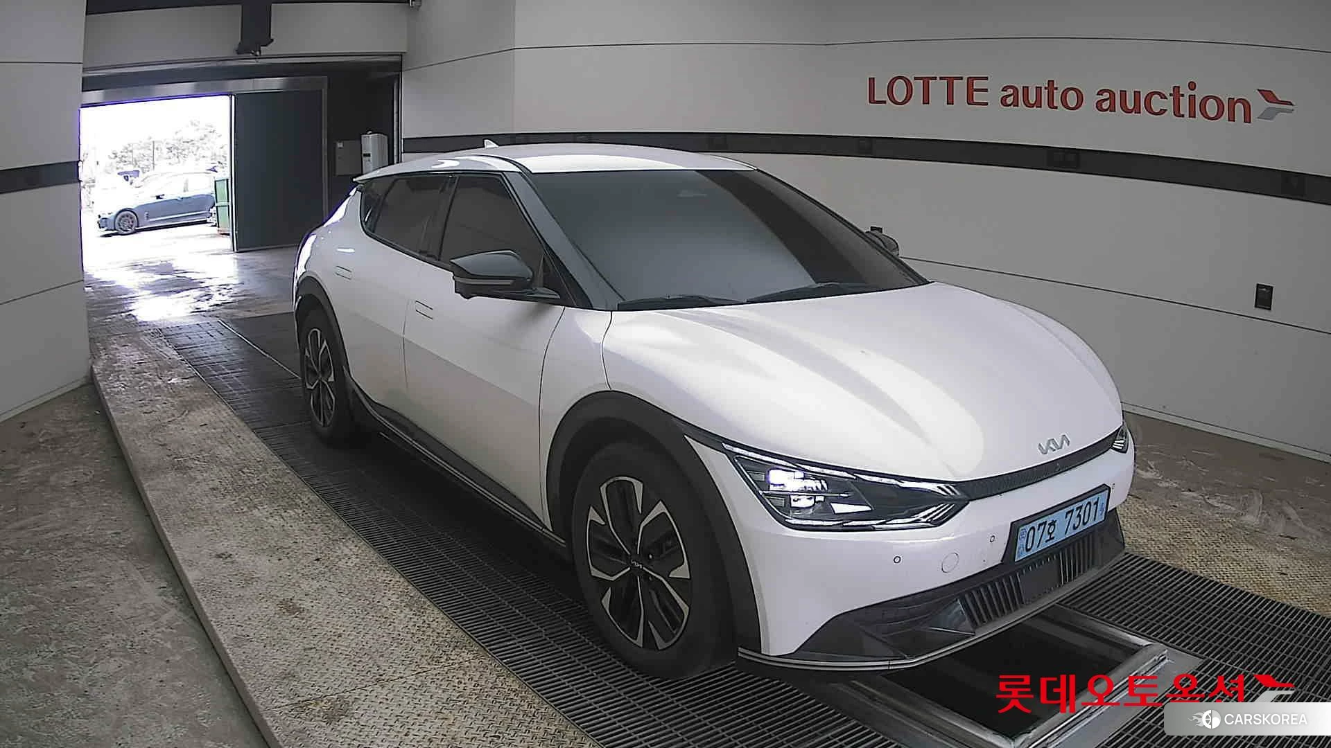 Kia EV6 id 3888291 из Кореи 12