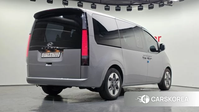 Hyundai Staria id 4696405 из Кореи 12