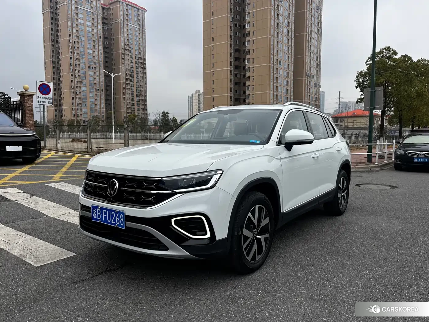 Volkswagen Tayron 2026 Белый из Китая, фото 2