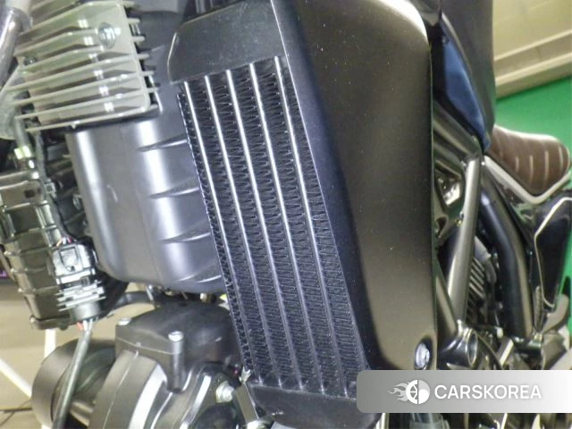 Engine photo