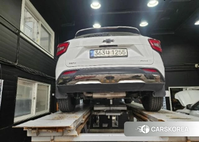 Chevrolet (GM Daewoo) Trax Crossover 2023 Белый из Кореи, фото 2