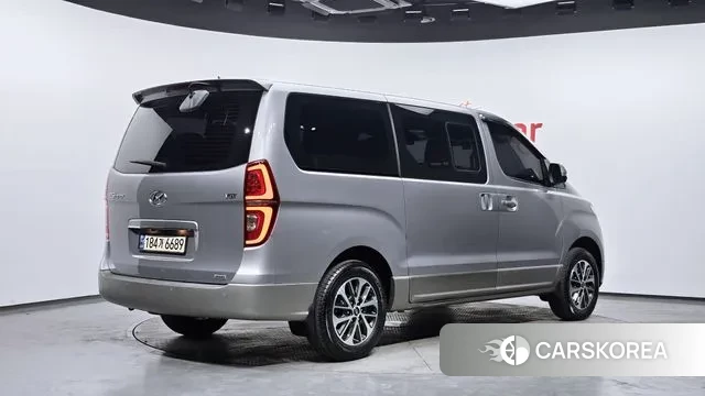 Hyundai The New Grand Starex id 3741818 из Кореи 12