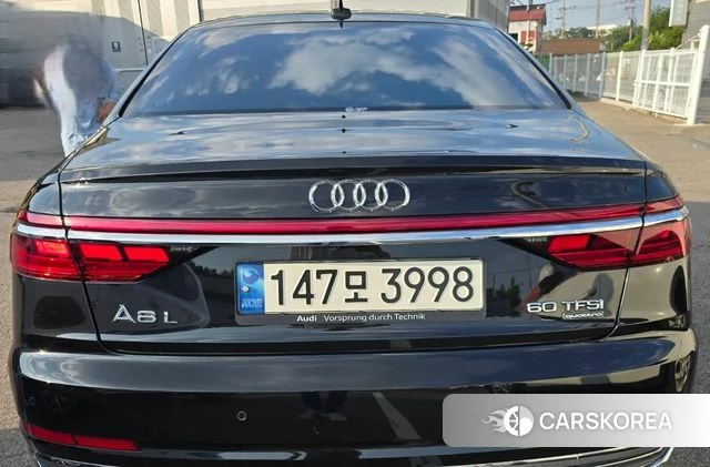 Audi A8 (D5) 2021 Черный из Кореи, фото 2