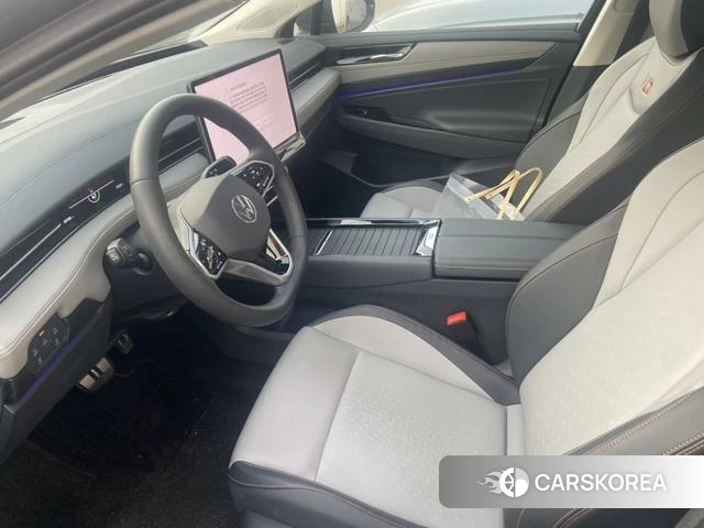 Volkswagen ID.7 VIZZION 2024 Серебристо-серый из Китая, фото 4