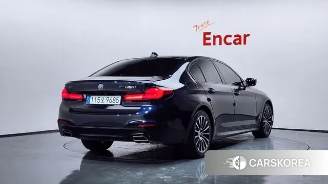 BMW 5 Series (G30) id 3357117 из Кореи 12