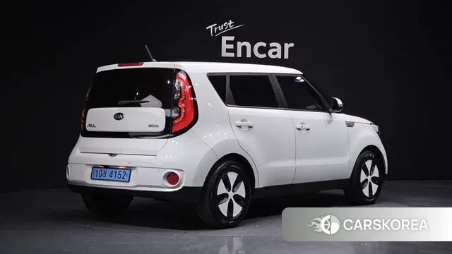 Kia Soul EV id 3386170 из Кореи 12