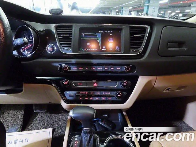 Kia The New Carnival id 2683350 из Кореи 12