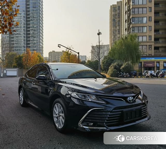 Toyota Camry 2023 Черный из Китая, фото 2