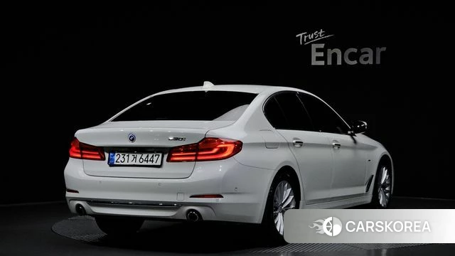 BMW 5 Series (G30) id 4304889 из Кореи 12