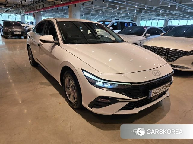 Hyundai The New Avante (CN7) 2023 Белый из Кореи, фото 5