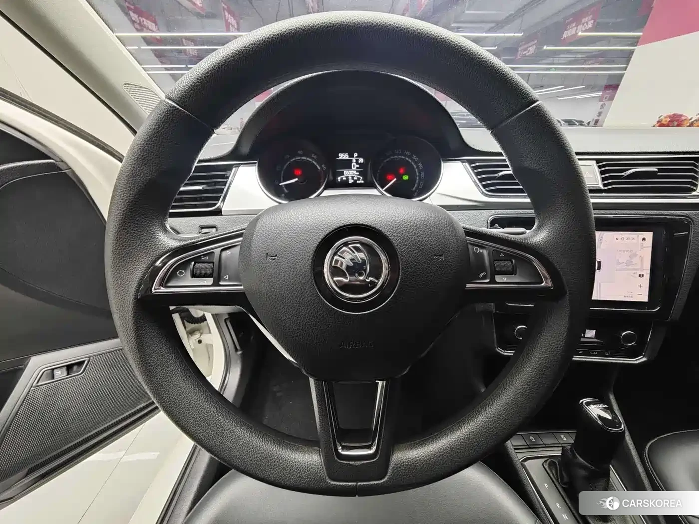 Skoda Xin Rui 2023 Белый из Китая, фото 2