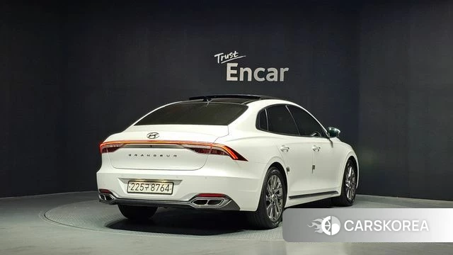 Hyundai The New Grandeur IG Hybrid id 4519891 из Кореи 12