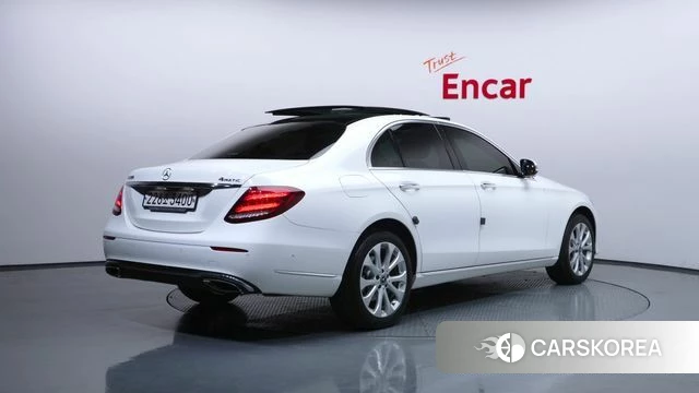 Mercedes-Benz E-Class W213 id 3861359 из Кореи 12