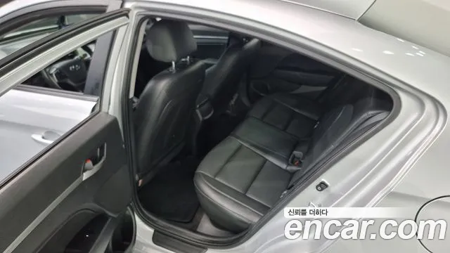 Hyundai Avante AD id 2765606 из Кореи 12