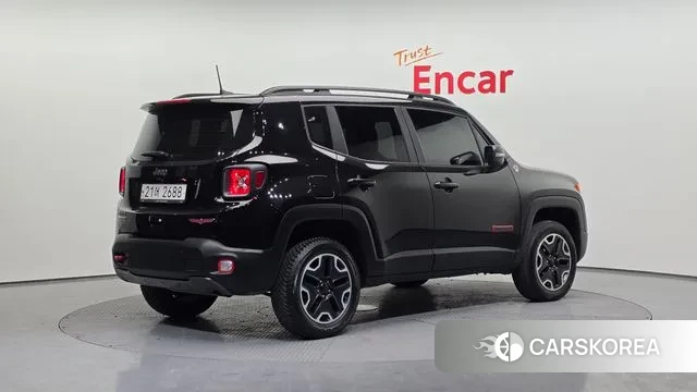 Jeep Renegade id 3672582 из Кореи 12