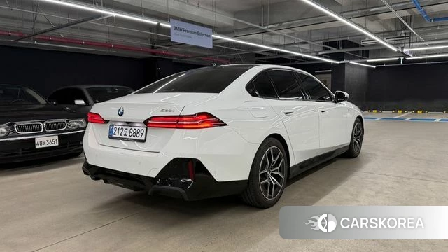 BMW 5 Series (G60) id 4505348 из Кореи 10
