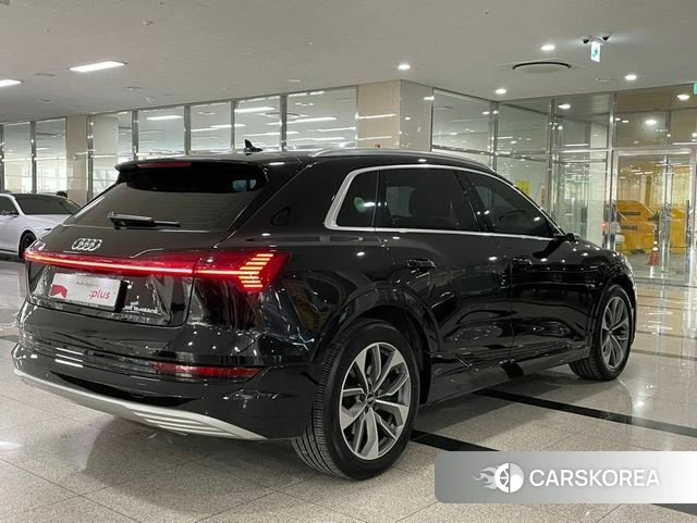 Audi e-Tron id 4415199 из Кореи 8